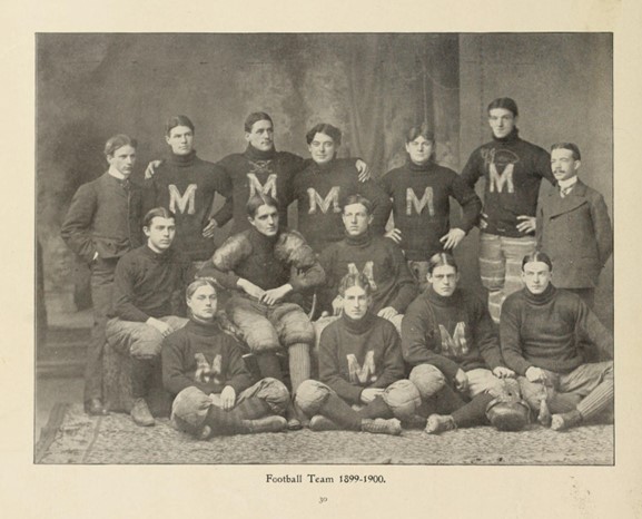 Black and white photograph of the 1899-1900 Football team